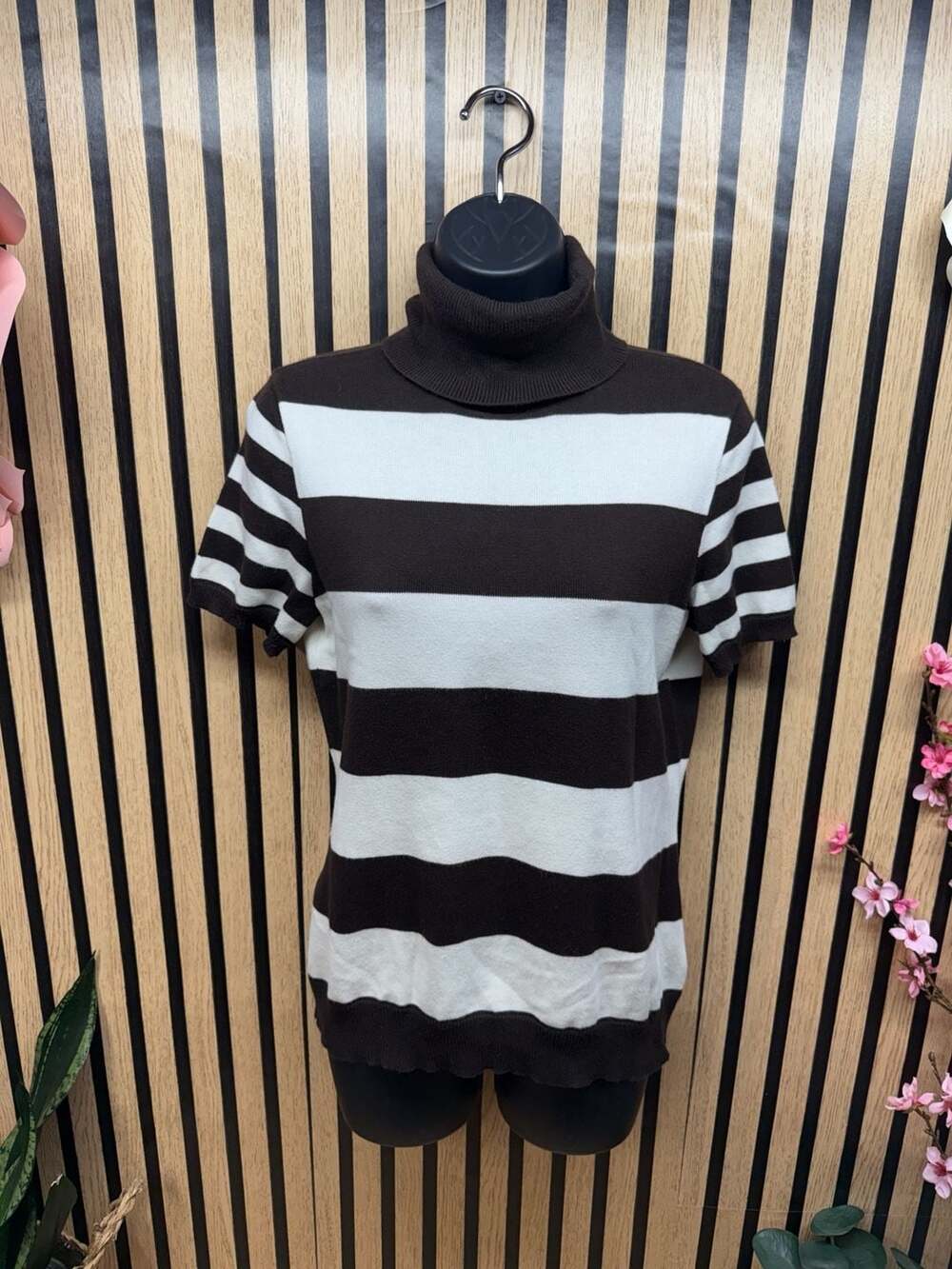 Lauren Ralph Lauren Brown & White Striped Short Sleeve Turtleneck Sweater Size M